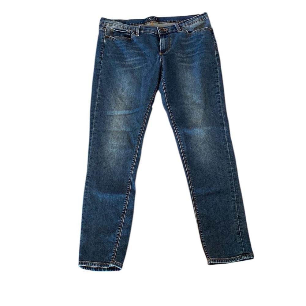 Lucky Brand Jeans. Style Charlie Skinny. 5 Pocket. Size 31